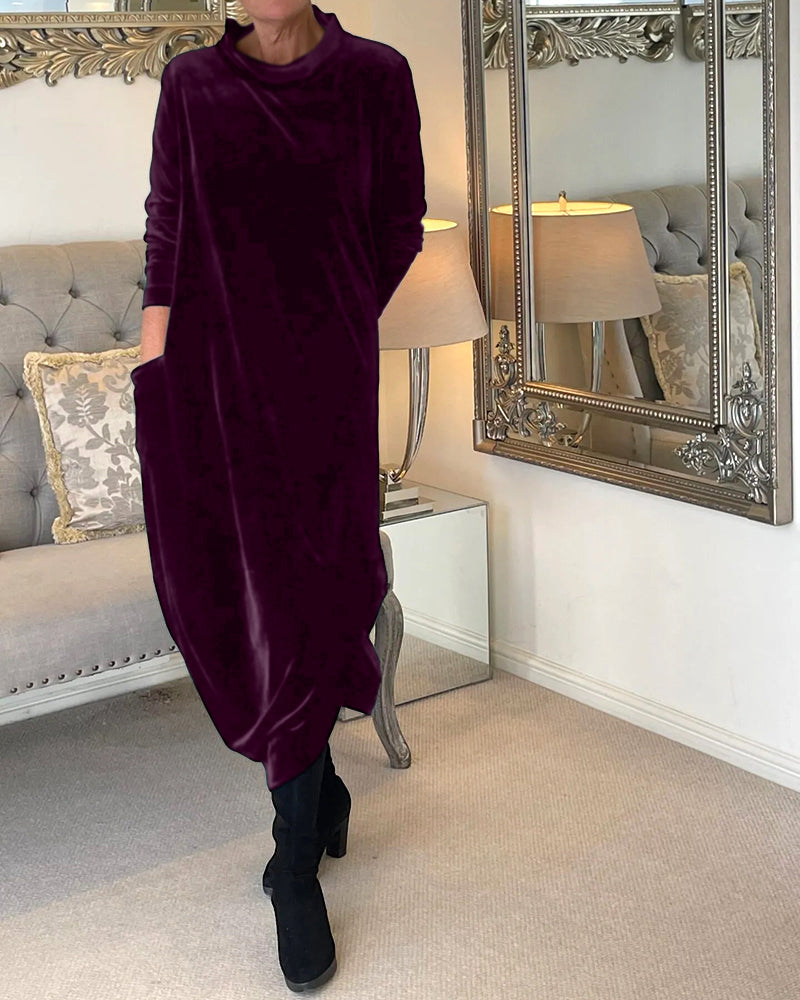 Chic Velvet Dress Featuring Practical Pockets for Ultimate Comfort
