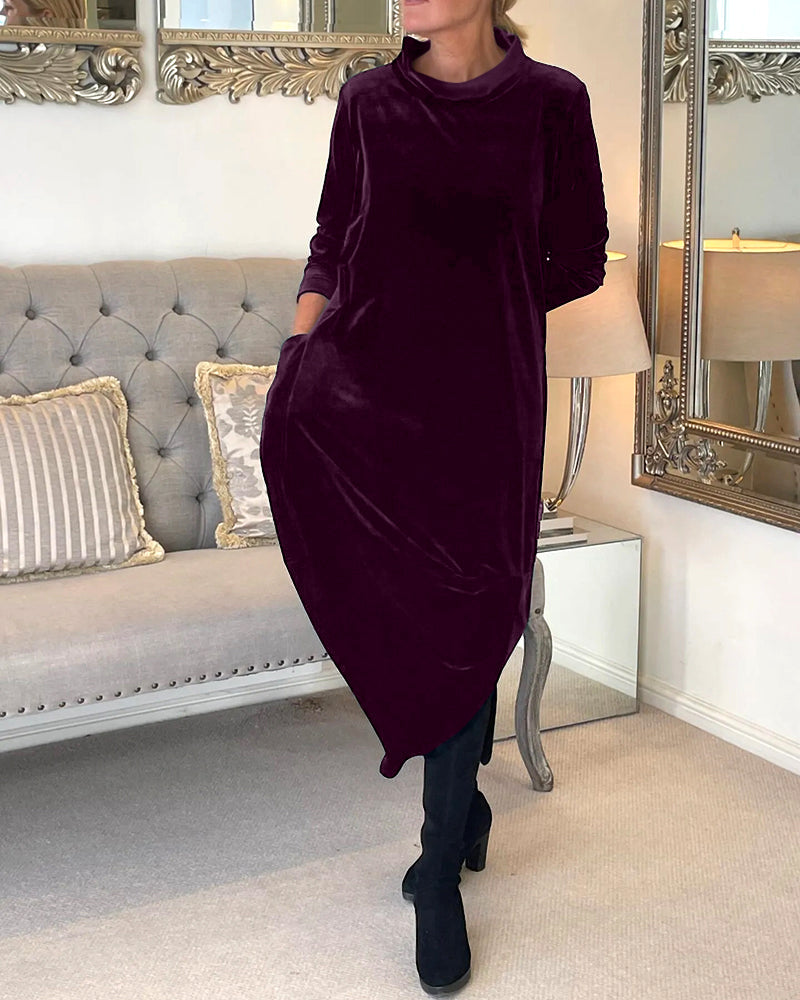 Chic Velvet Dress Featuring Practical Pockets for Ultimate Comfort