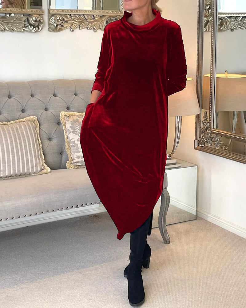 Chic Velvet Dress Featuring Practical Pockets for Ultimate Comfort