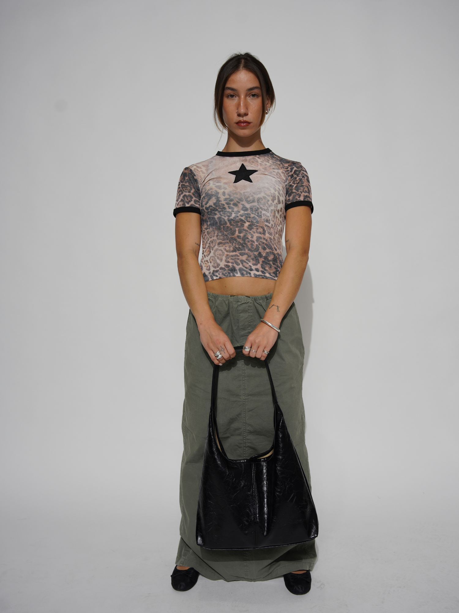 Retro-Style Distressed Leather Tote Bag