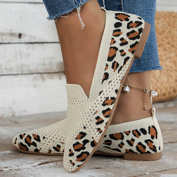 Olivia - Classic Round Toe Ballet Flats for Women