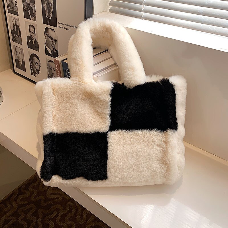 Dante Plush Handbag: The Must-Have Chic Winter Accessory for Women