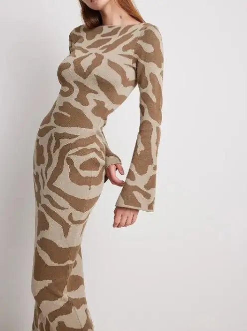 Stacey - Elegant Floral Maxi Dress