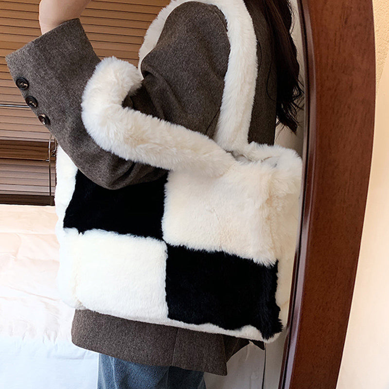 Dante Plush Handbag: The Must-Have Chic Winter Accessory for Women