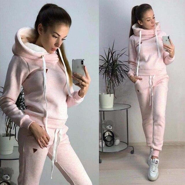 DROOM - Chic and Comfortable Athletic Jogging Set for Perfect Relaxation