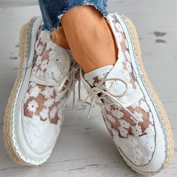 Embroidered Liz Sports Sneakers