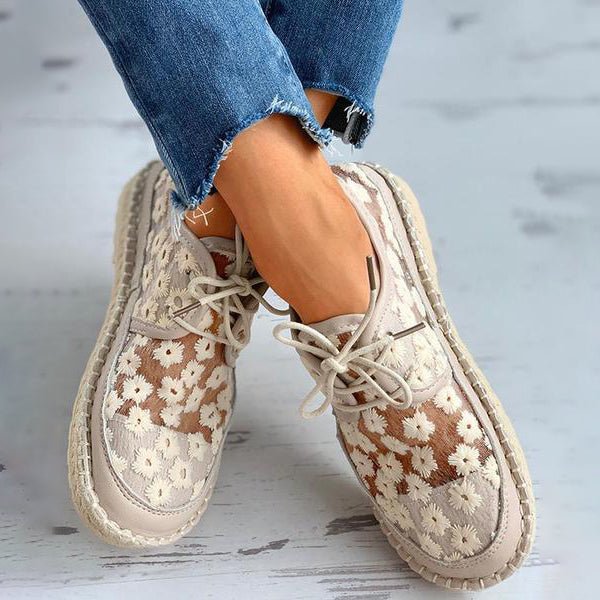 Embroidered Liz Sports Sneakers