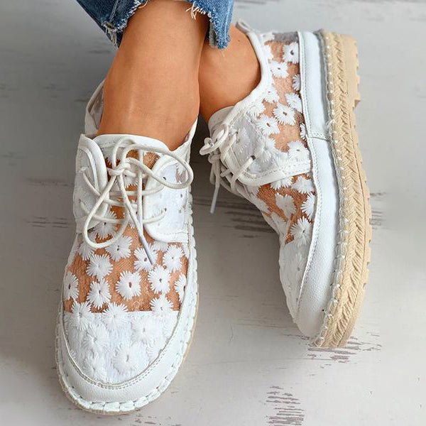 Embroidered Liz Sports Sneakers