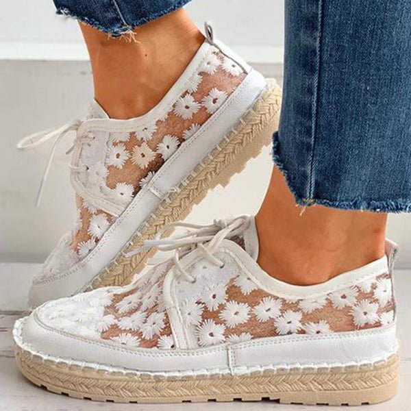 Embroidered Liz Sports Sneakers